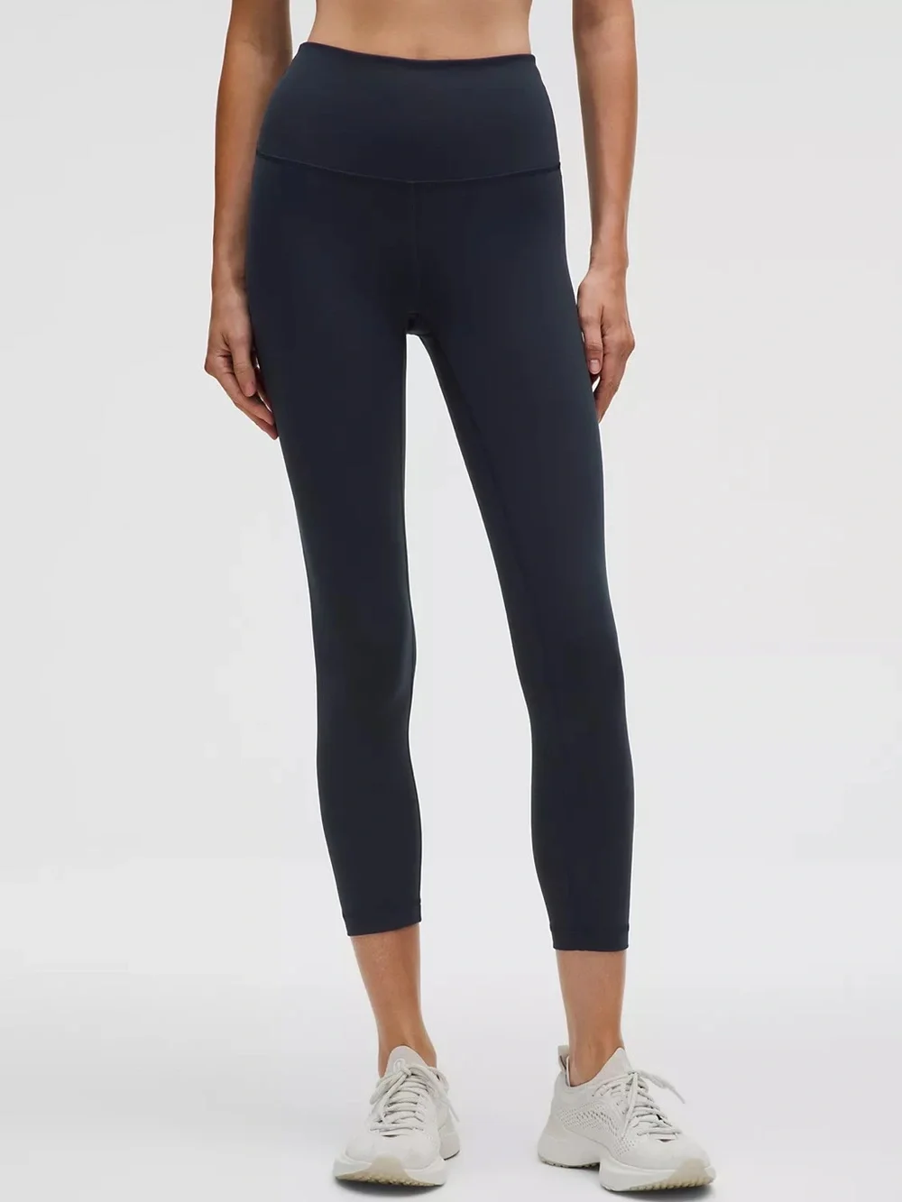 lululemon athletica size 10